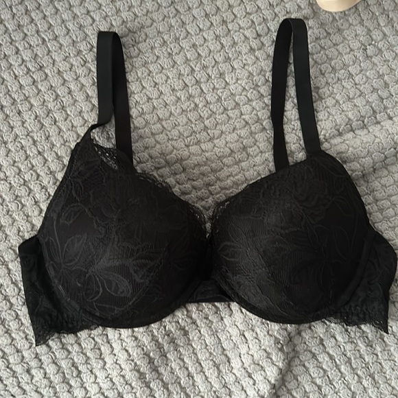 Nude and Black Push Up Bra Bundle - 36C - Picture 11 of 14